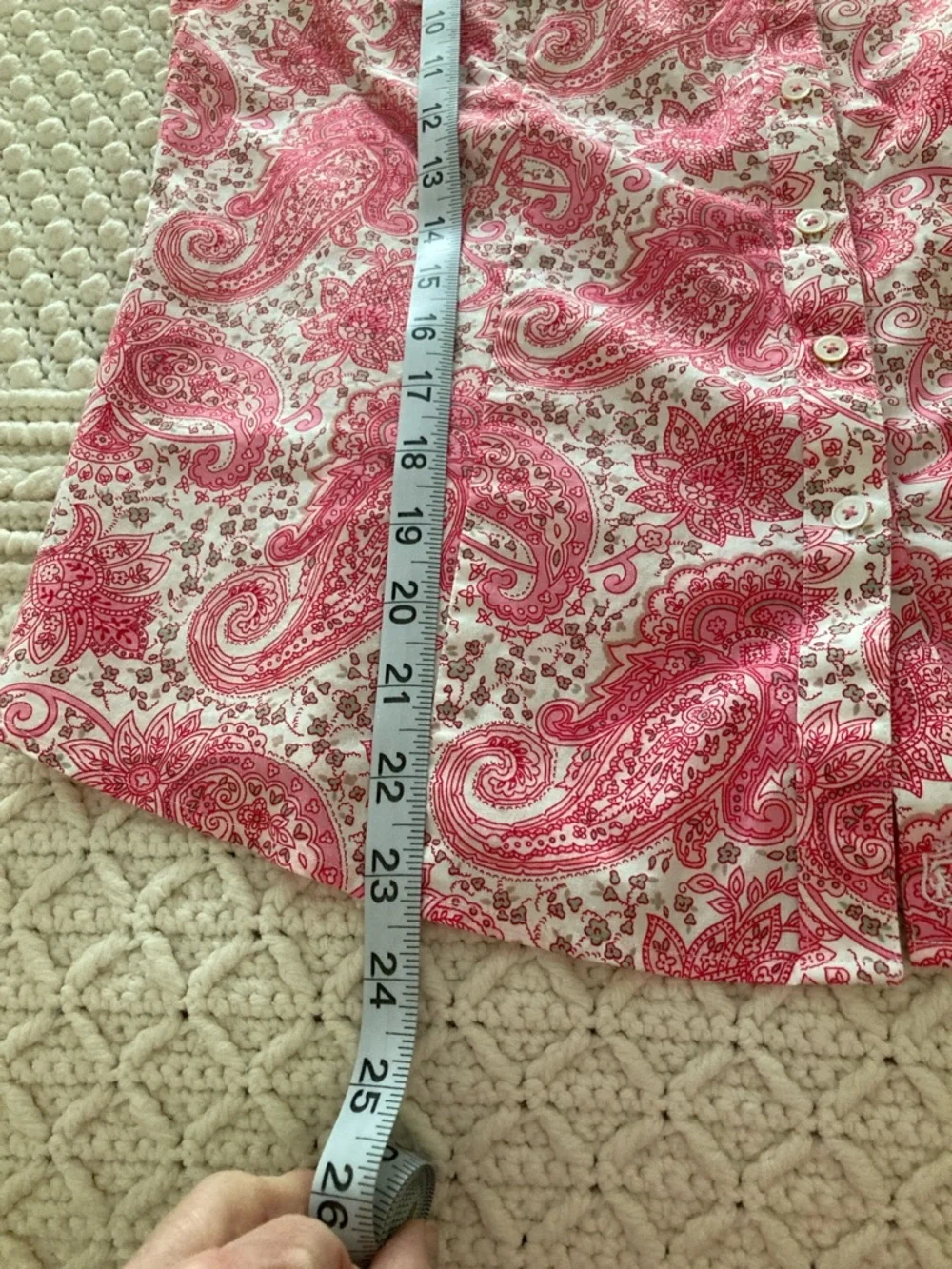 Talbots Pink and White Paisley Sleeveless Non-Iron Button-Down - Picture 7 of 8